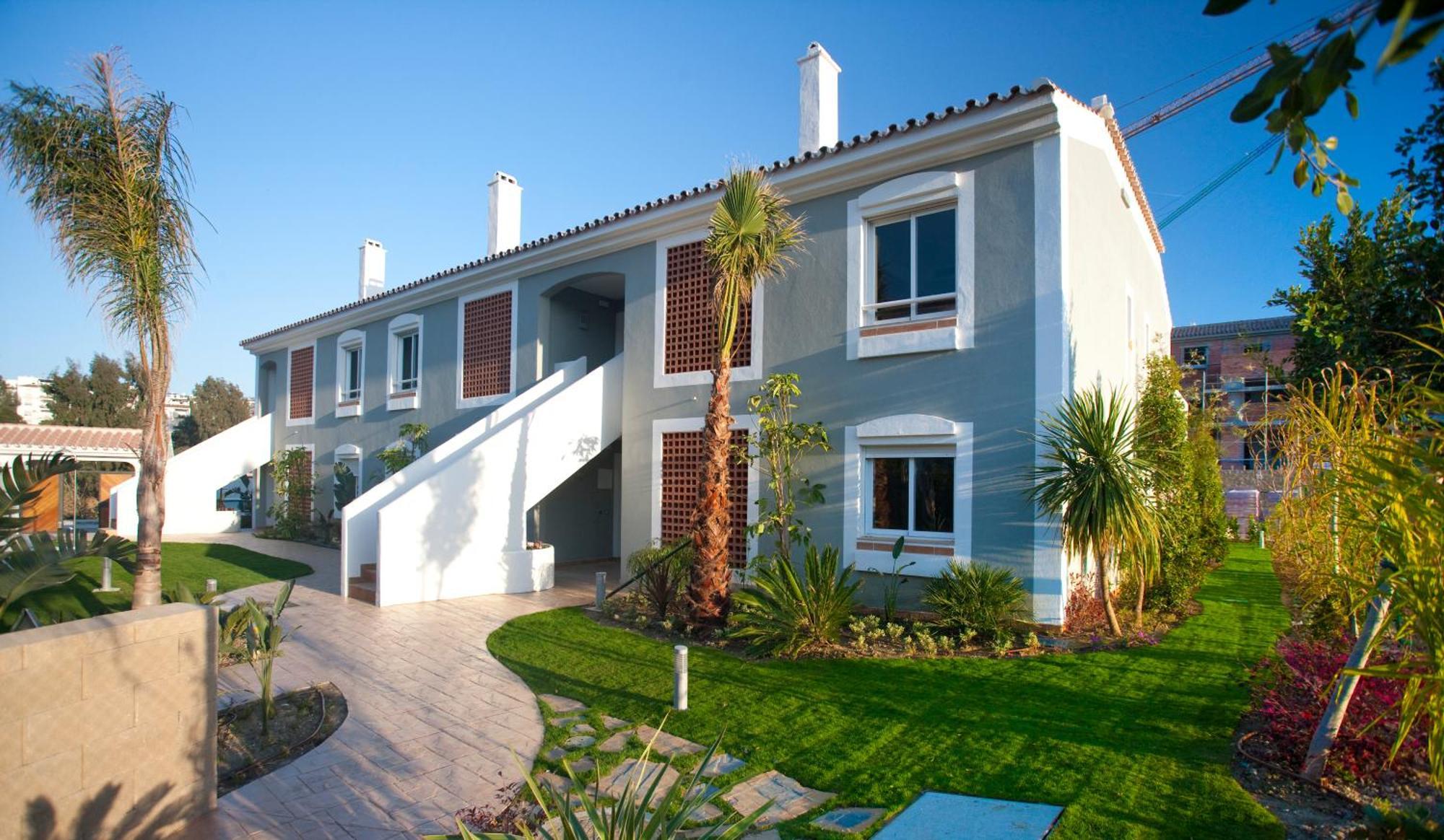 Cortijo Del Mar Resort エステポナ エクステリア 写真