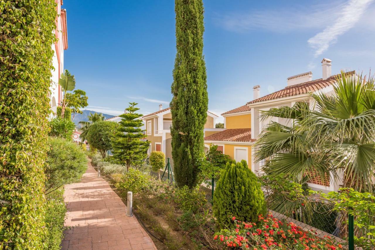 Cortijo Del Mar Resort エステポナ エクステリア 写真