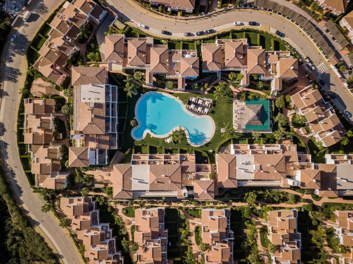 Cortijo Del Mar Resort エステポナ エクステリア 写真
